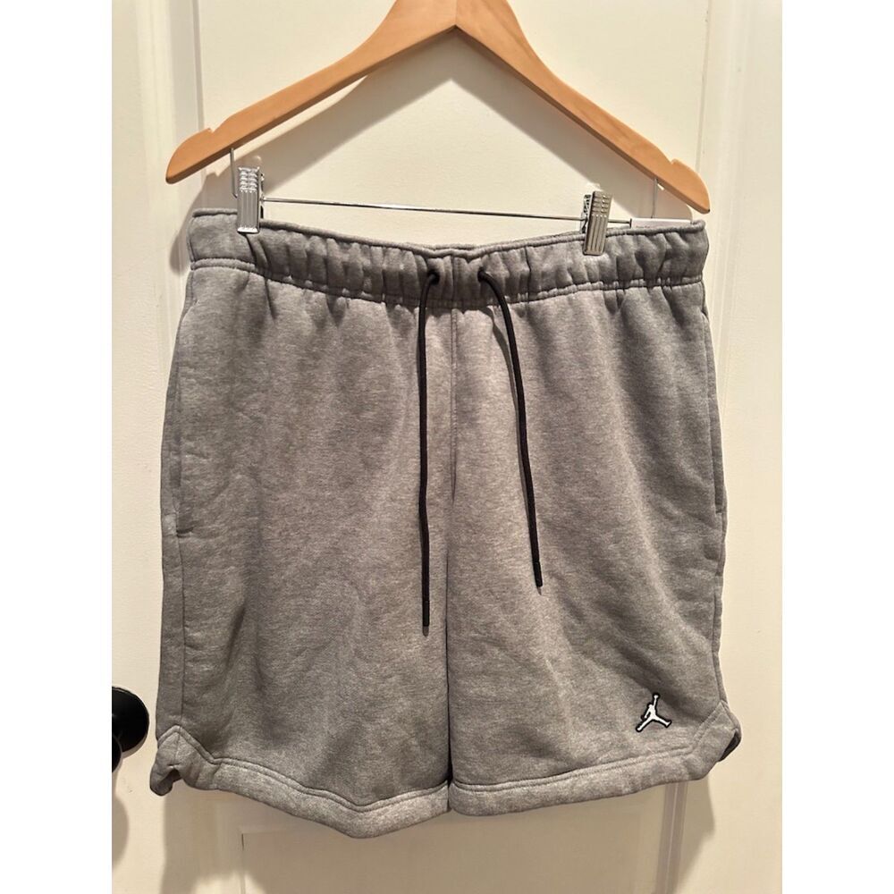 NEW Jordan Brooklyn Men's Fleece Standard Fit Gray Shorts Size M